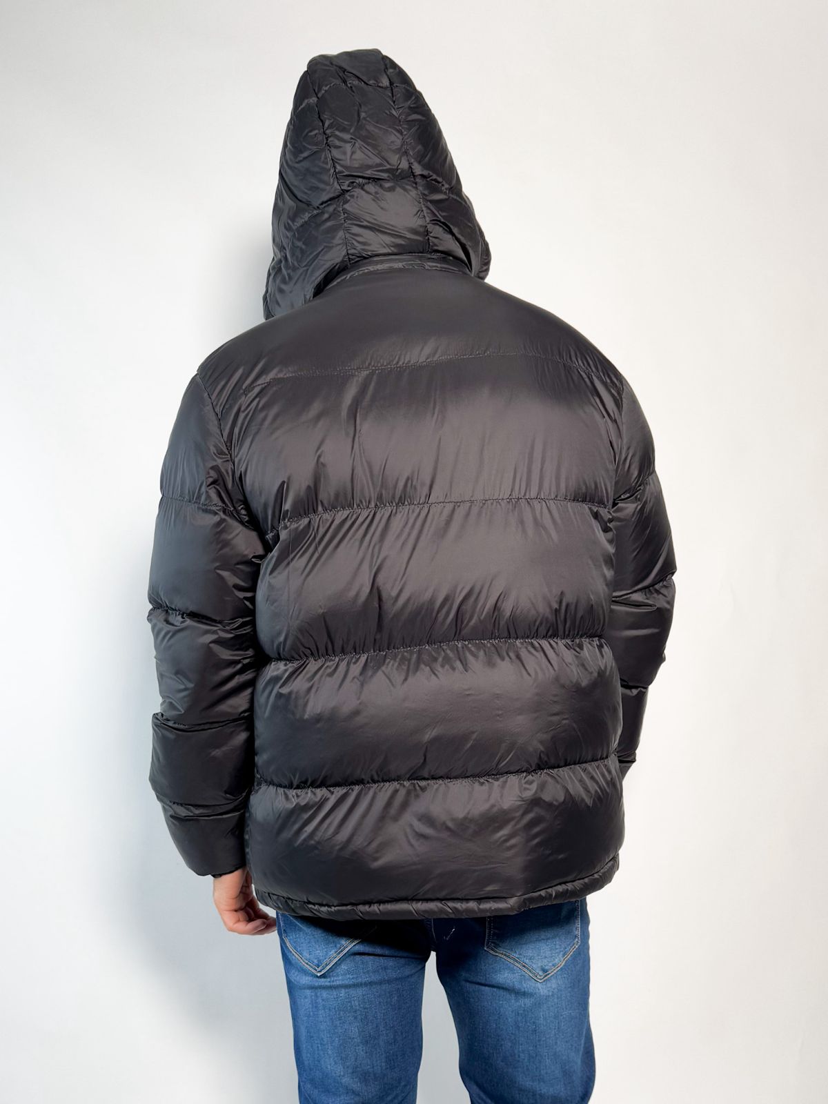 Campera de nylon oversize Taka