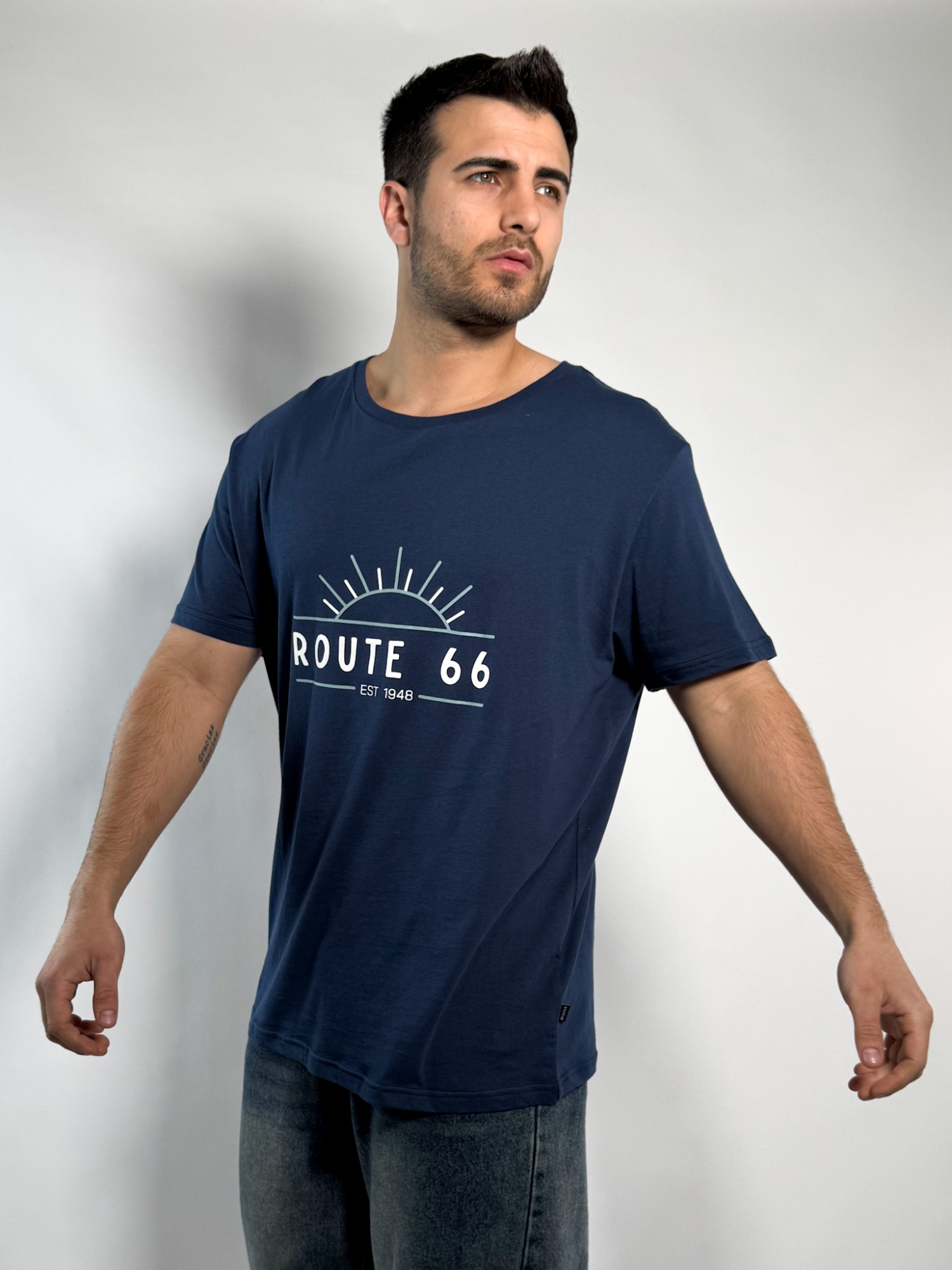 Remera estampada  Paez