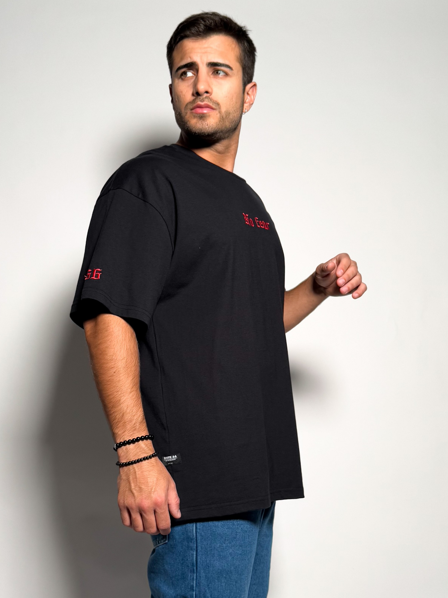 Remera oversize con estampas Efrain 