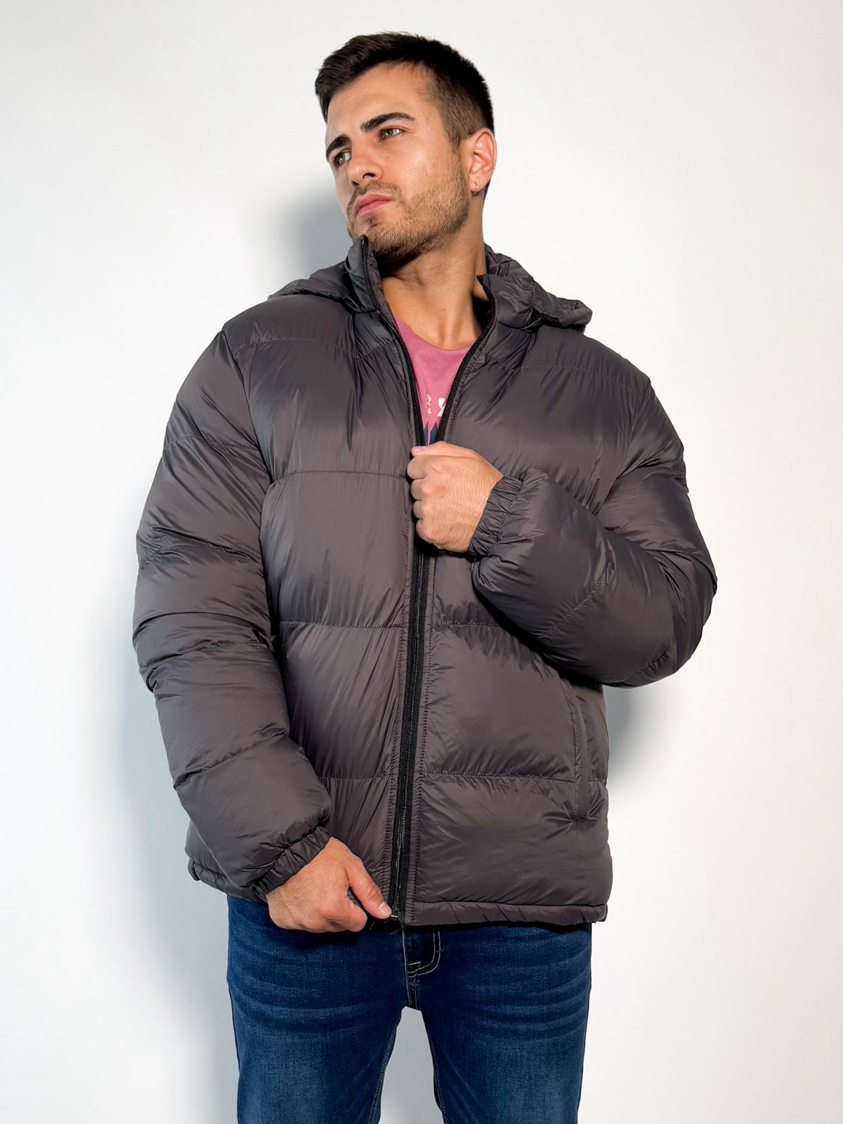 Campera de nylon oversize Taka