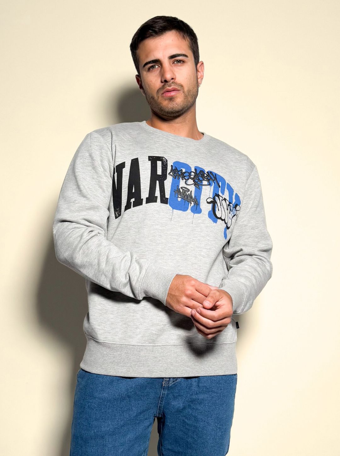 Buzo cuello a la base estampado Rami 