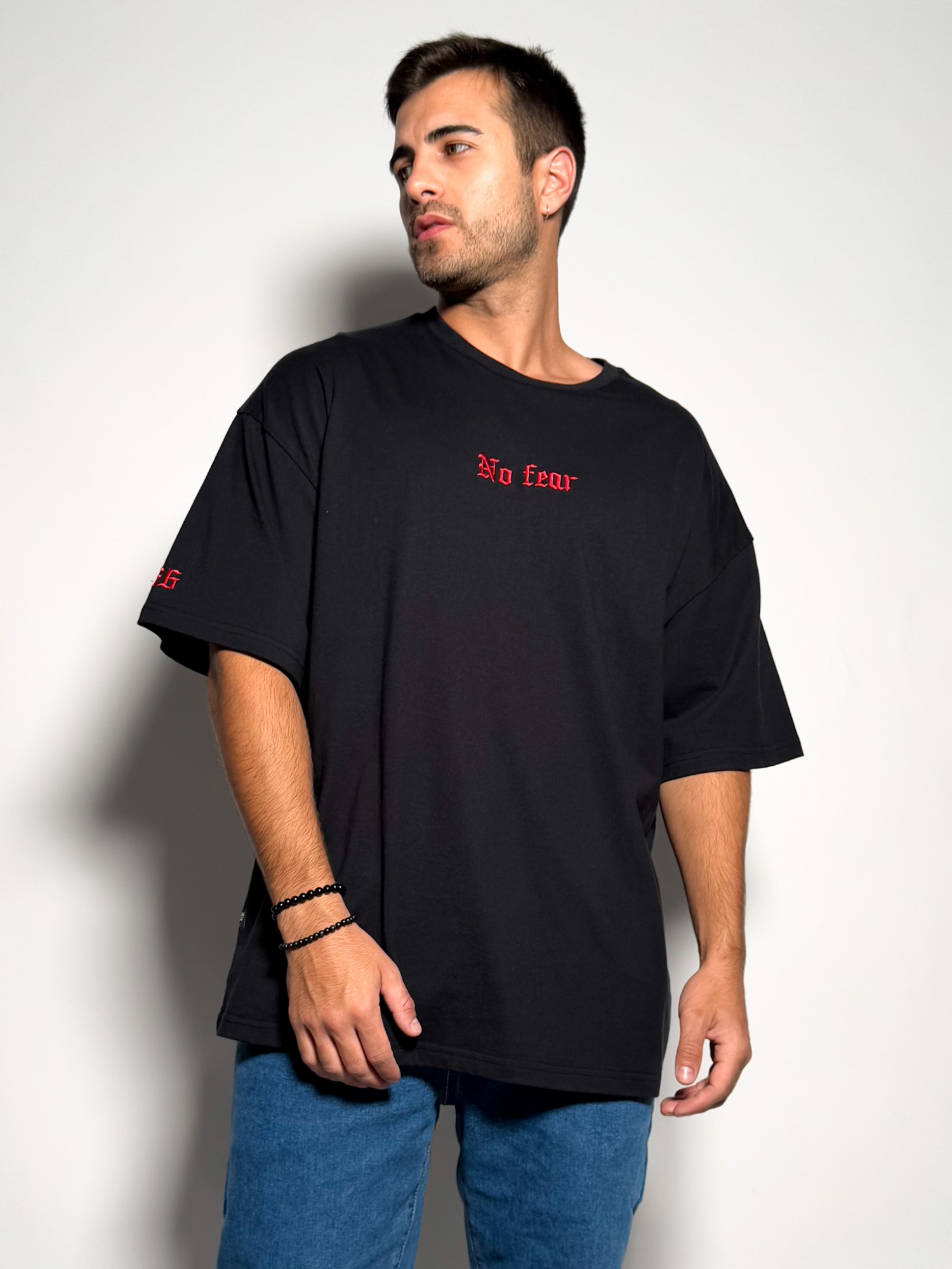 Remera oversize con estampas Efrain 