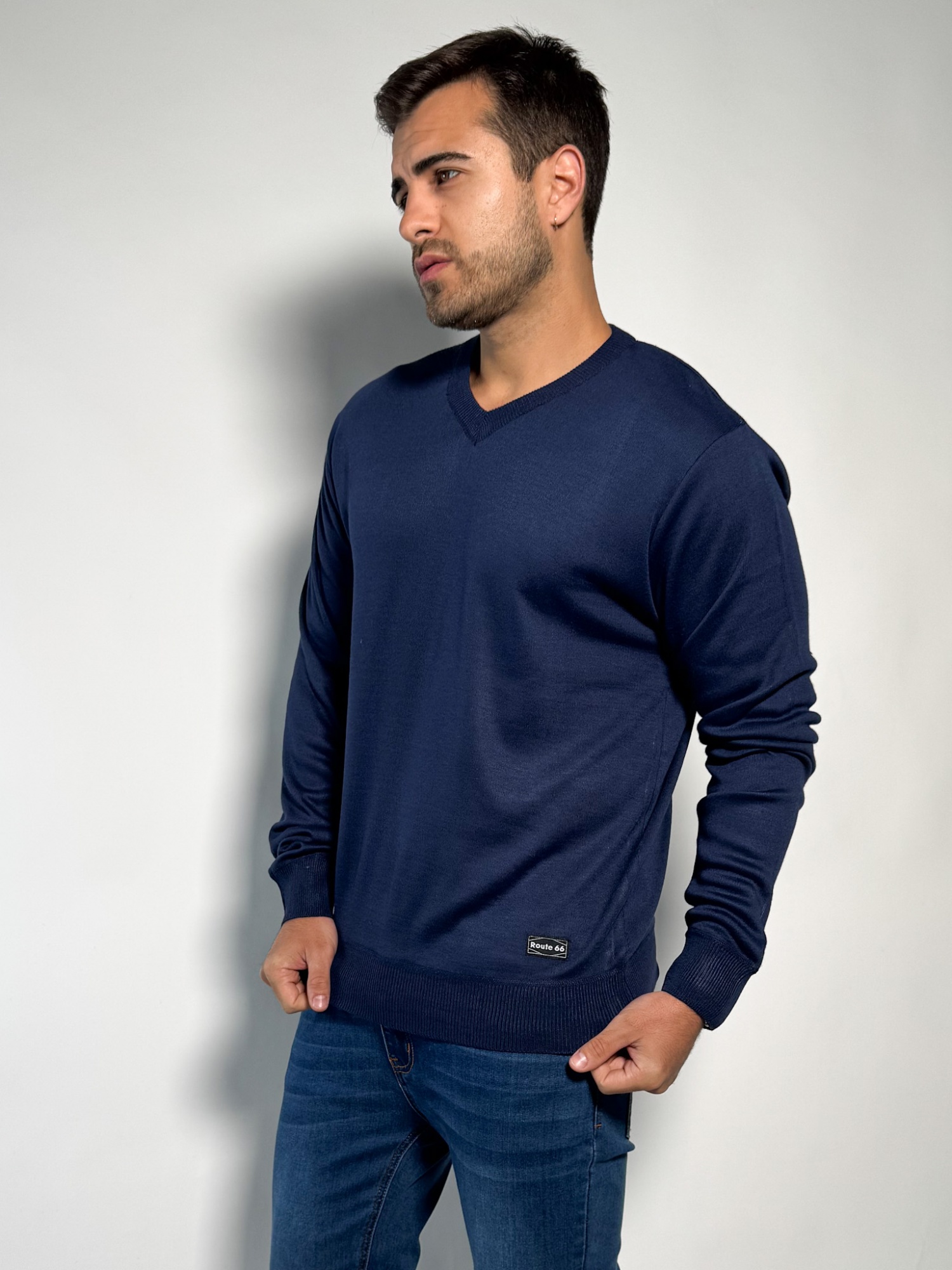 Buzo tejido escote V Amaru