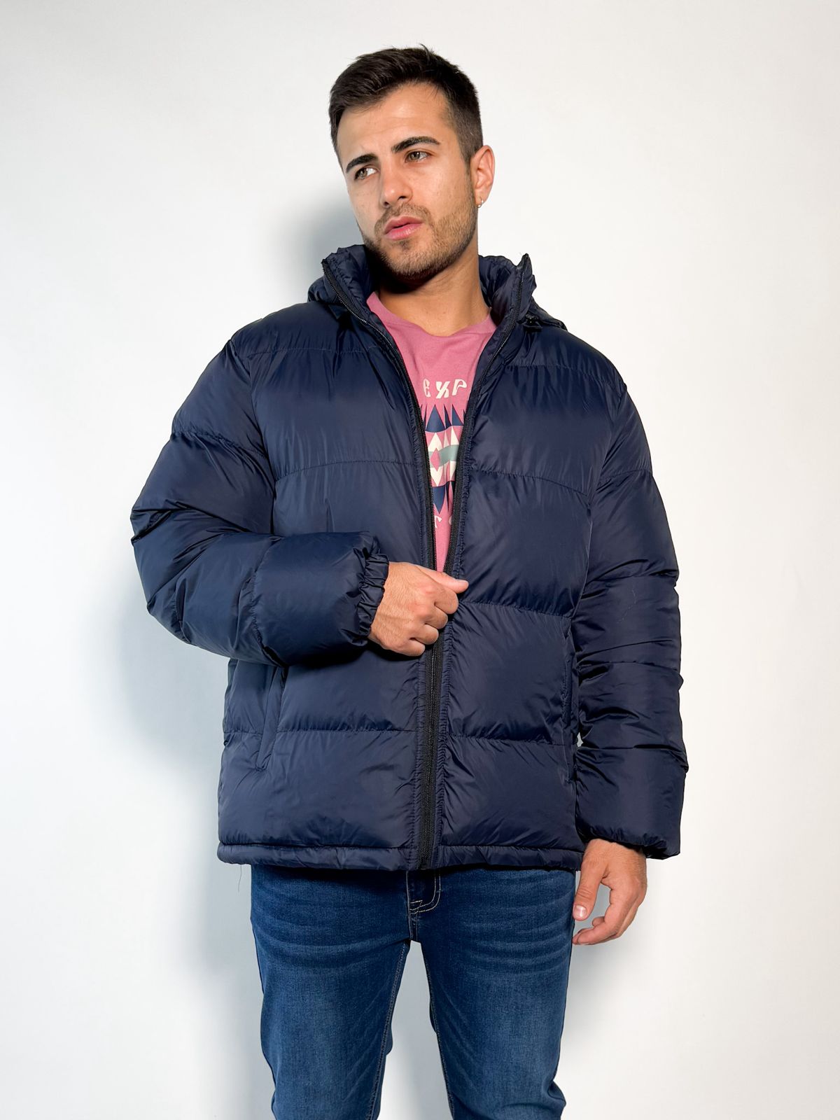 Campera de nylon oversize Taka