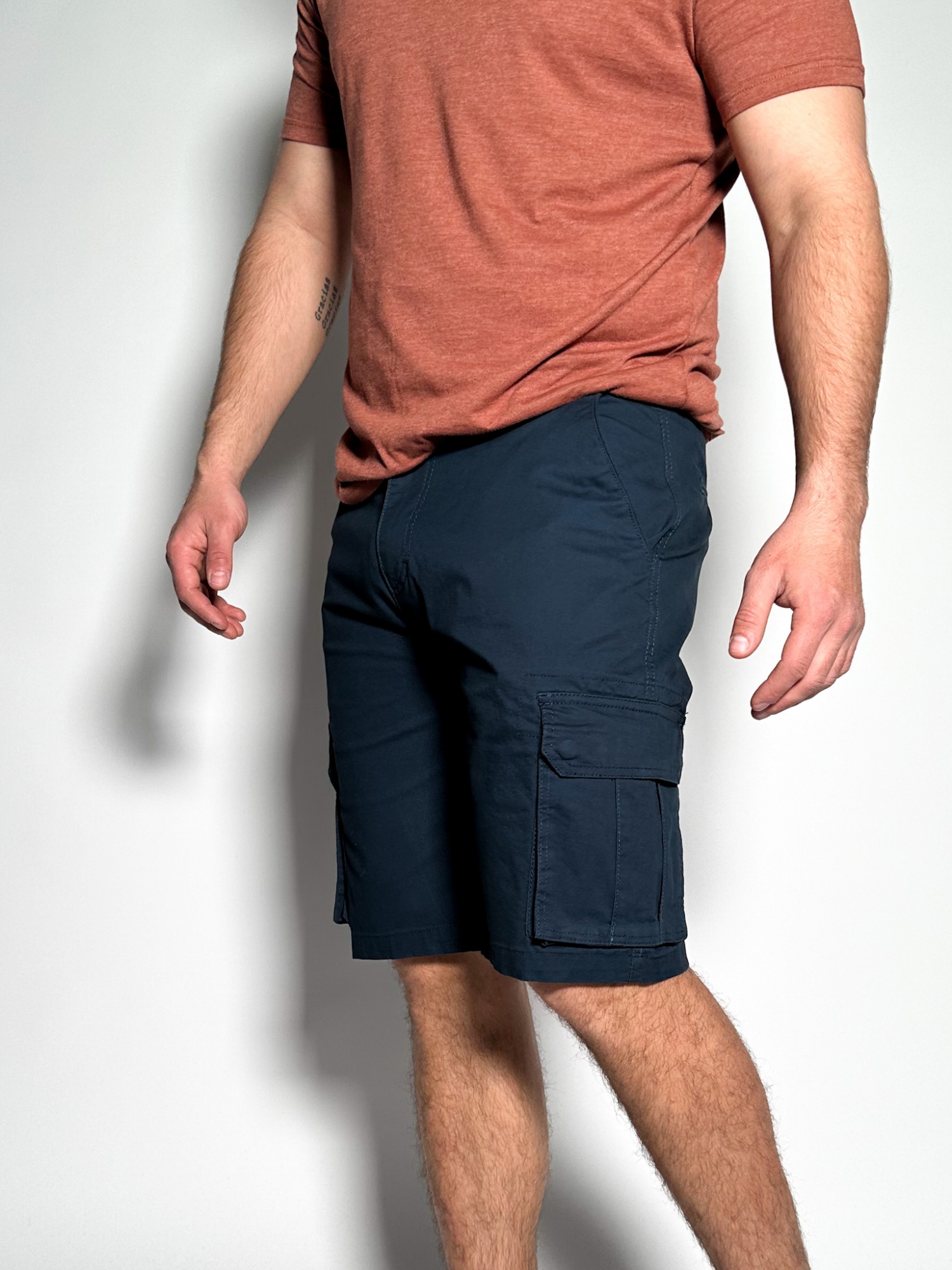 Bermuda cargo de gabardina Nairobi