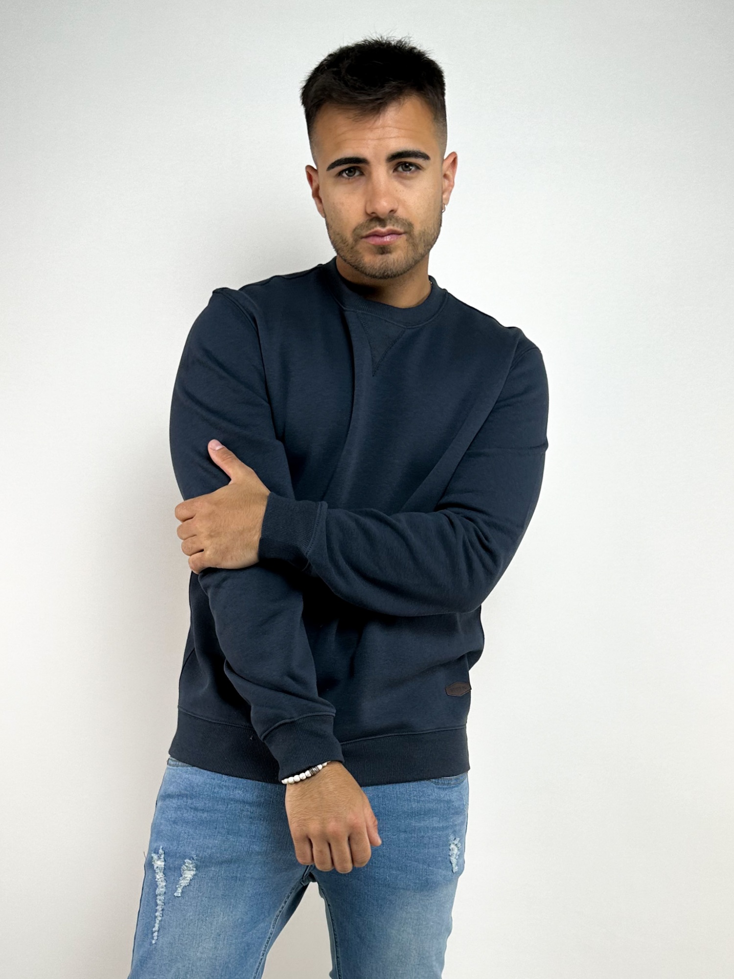 Buzo básico liso Parolo