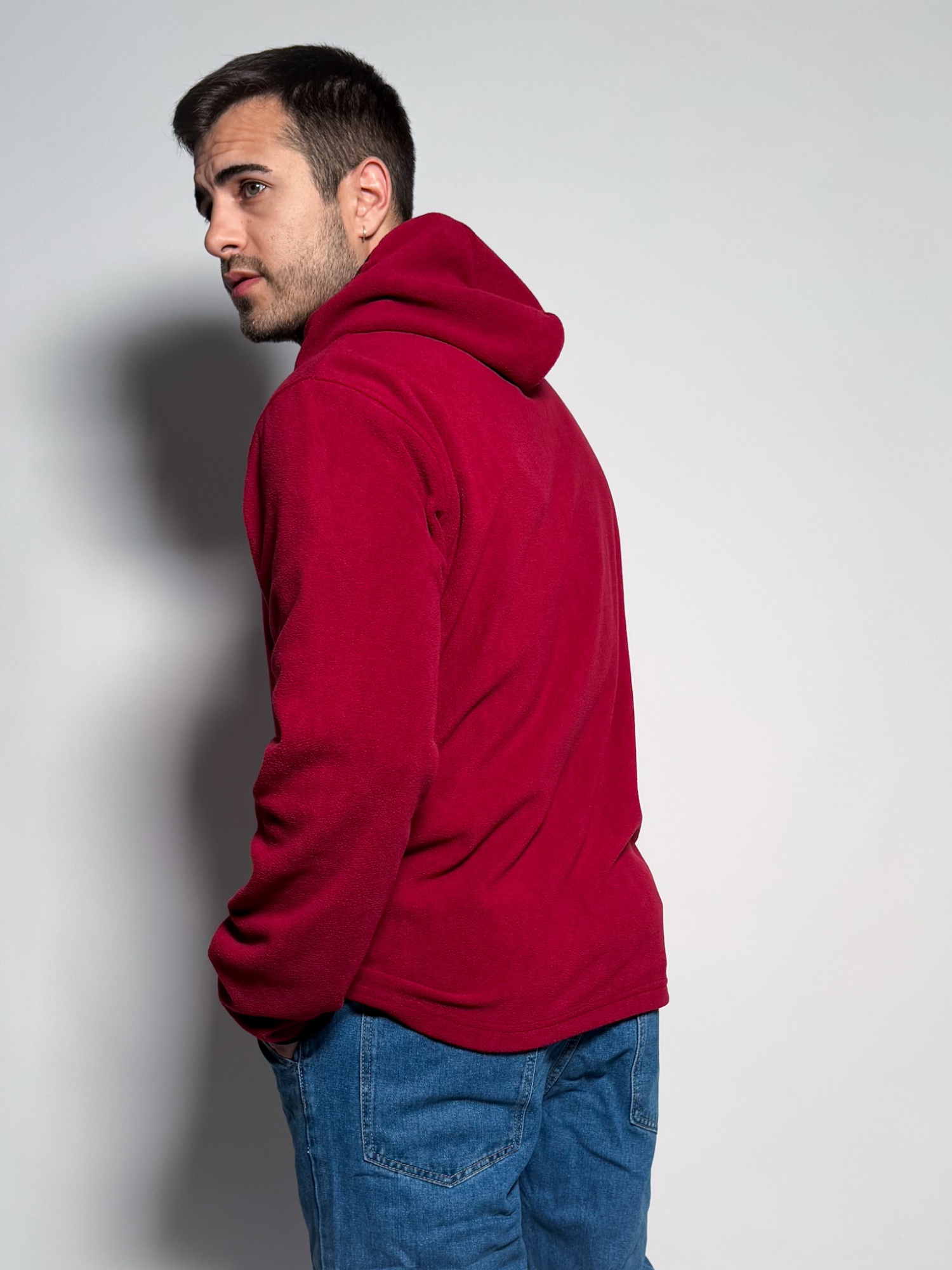 Campera de micropolar con capucha Tadeo 