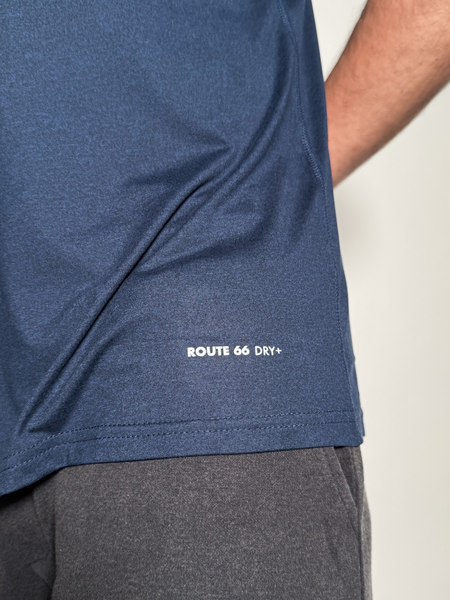 Remera deportiva DRY+Jair